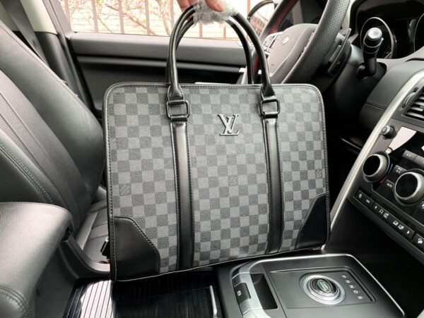 LC270 - Louis Vuitton Fashion Bag