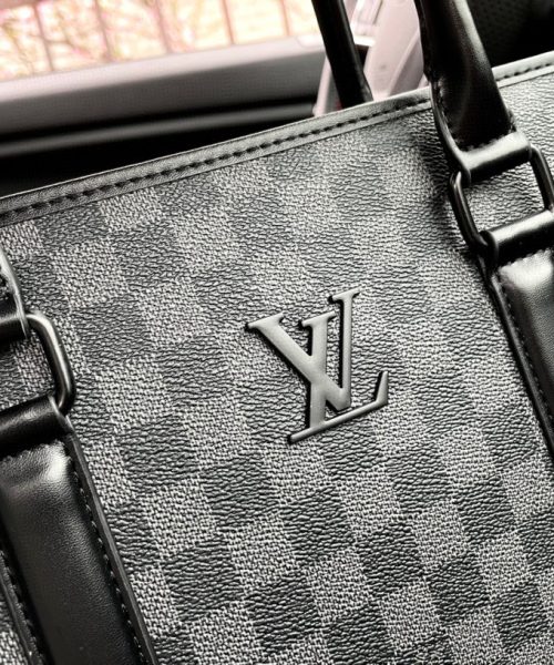LC270 - Louis Vuitton Fashion Bag