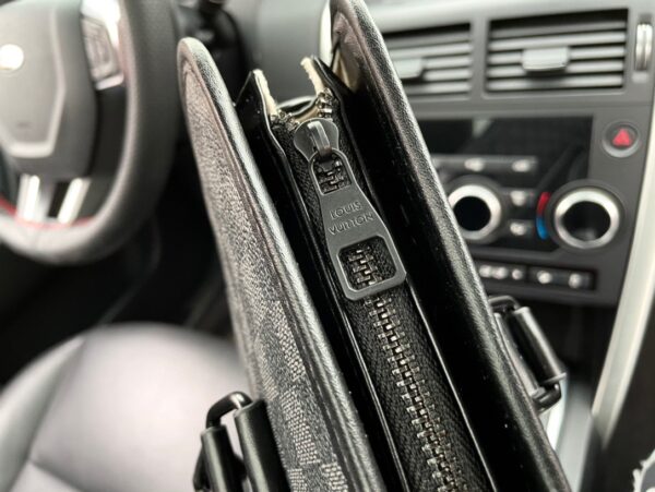 LC270 - Louis Vuitton Fashion Bag