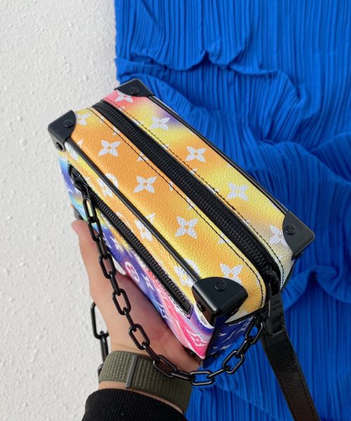 LC271 - Louis Vuitton Fashion Bag