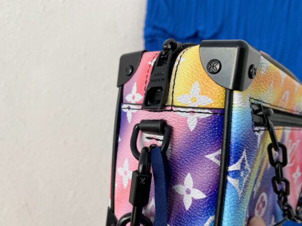 LC271 - Louis Vuitton Fashion Bag