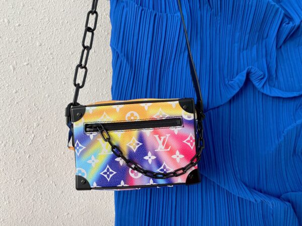 LC271 - Louis Vuitton Fashion Bag