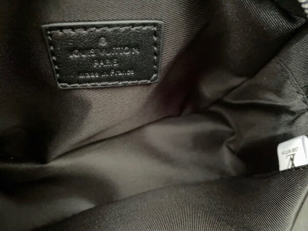 LC271 - Louis Vuitton Fashion Bag