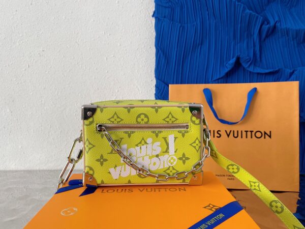 LC272 - Louis Vuitton Fashion Bag