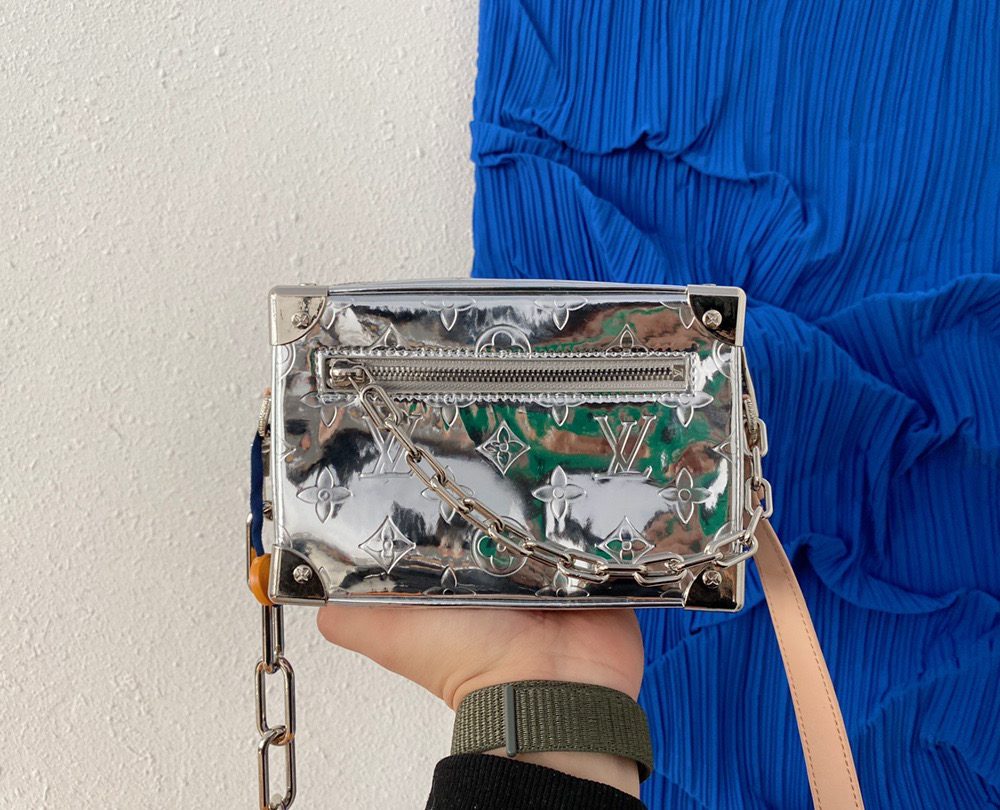 LC273 - Louis Vuitton Fashion Bag