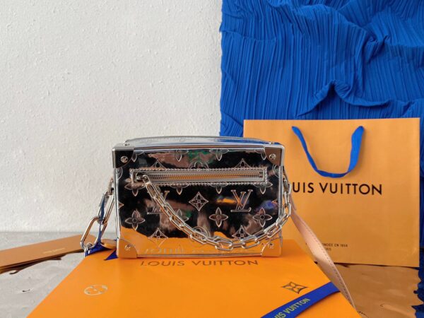 LC273 - Louis Vuitton Fashion Bag