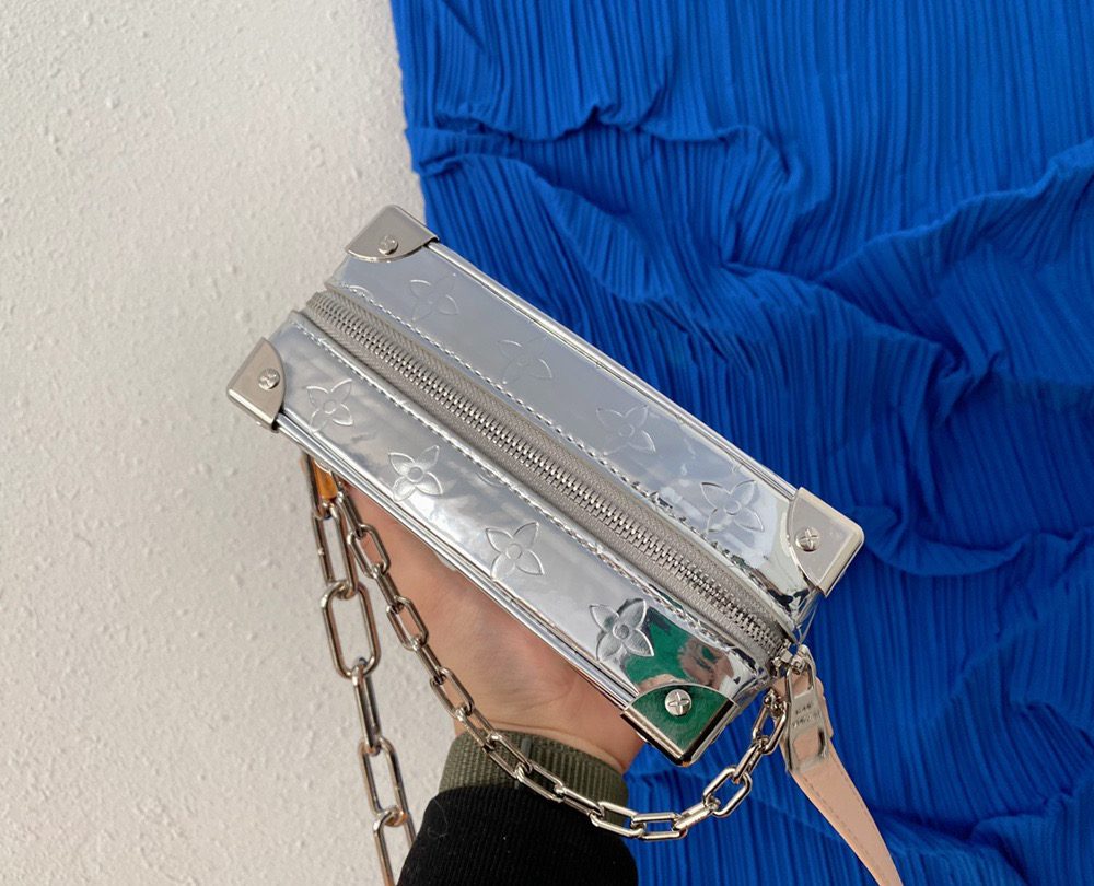 LC273 - Louis Vuitton Fashion Bag