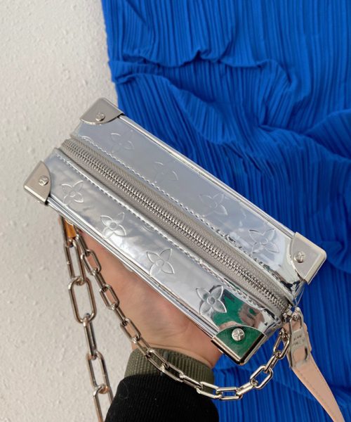 LC273 - Louis Vuitton Fashion Bag
