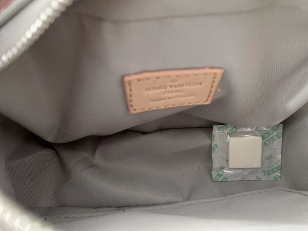 LC273 - Louis Vuitton Fashion Bag