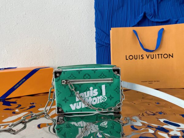 LC274 - Louis Vuitton Fashion Bag