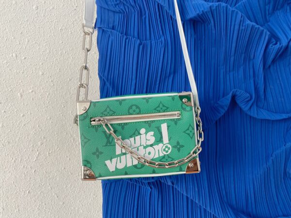 LC274 - Louis Vuitton Fashion Bag