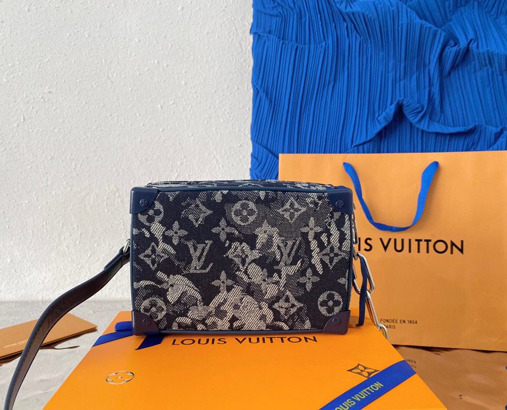 LC275 - Louis Vuitton Fashion Bag