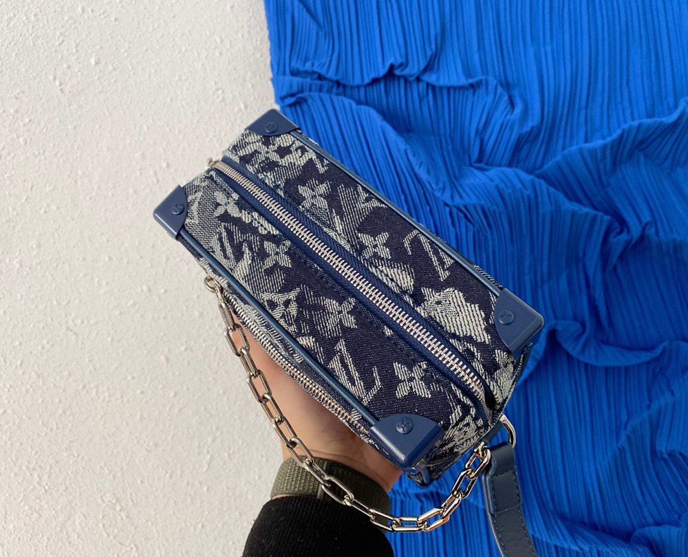 LC275 - Louis Vuitton Fashion Bag