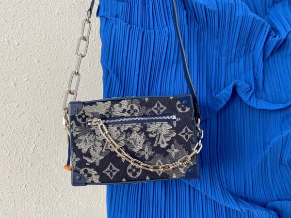 LC275 - Louis Vuitton Fashion Bag