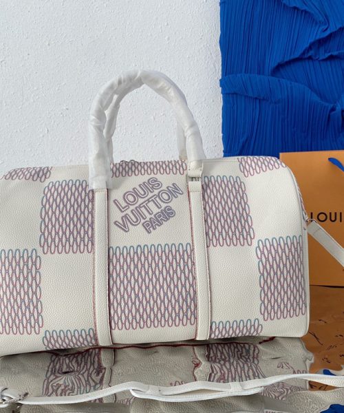 LC276 - Louis Vuitton Fashion Bag