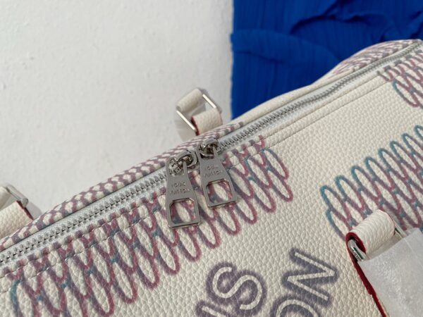 LC276 - Louis Vuitton Fashion Bag