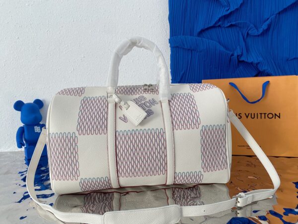LC276 - Louis Vuitton Fashion Bag