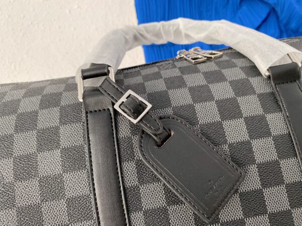 LC277 - Louis Vuitton Black Fashion Bag
