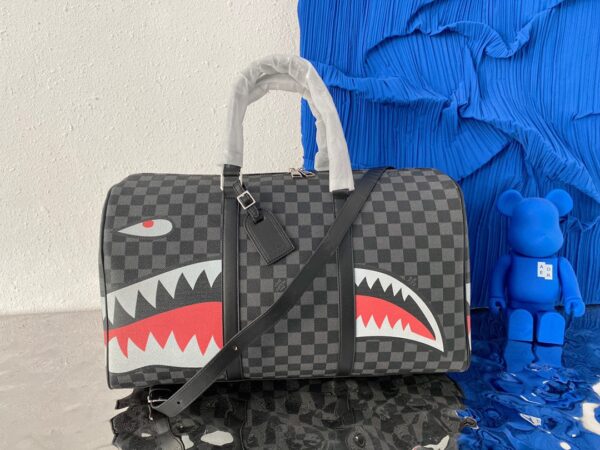LC277 - Louis Vuitton Black Fashion Bag