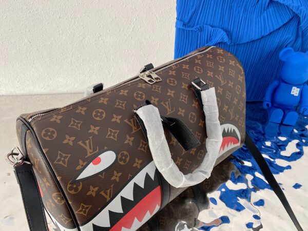 LC277 - Louis Vuitton Brown Fashion Bag