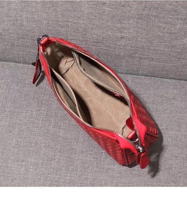 LC28 - WOMEN'S FASHION BAG.