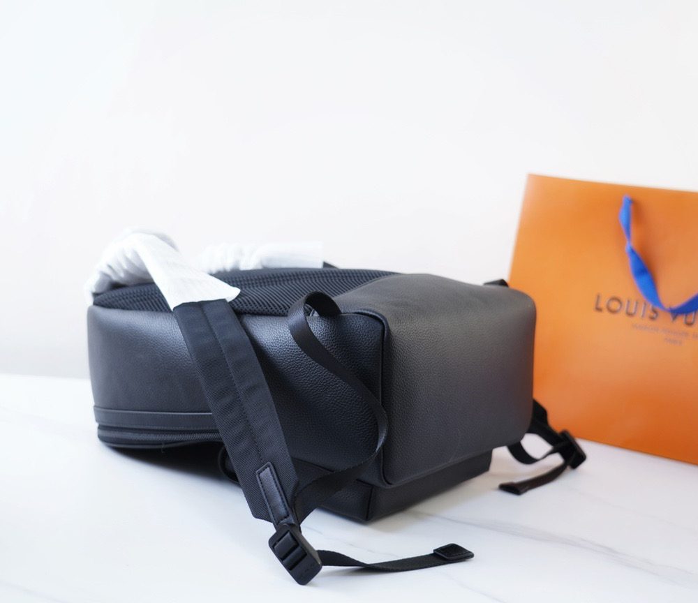 LC281 - Louis Vuitton Fashion Bag