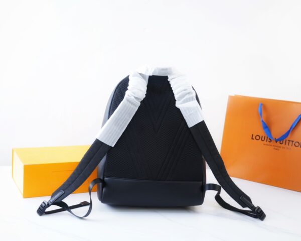 LC281 - Louis Vuitton Fashion Bag