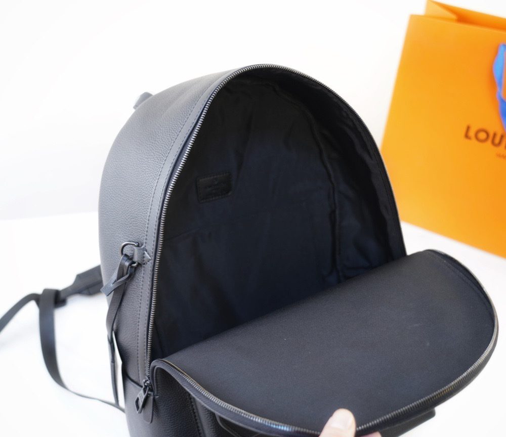 LC281 - Louis Vuitton Fashion Bag