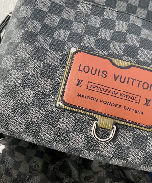 LC284 - Louis Vuitton Fashion Bag