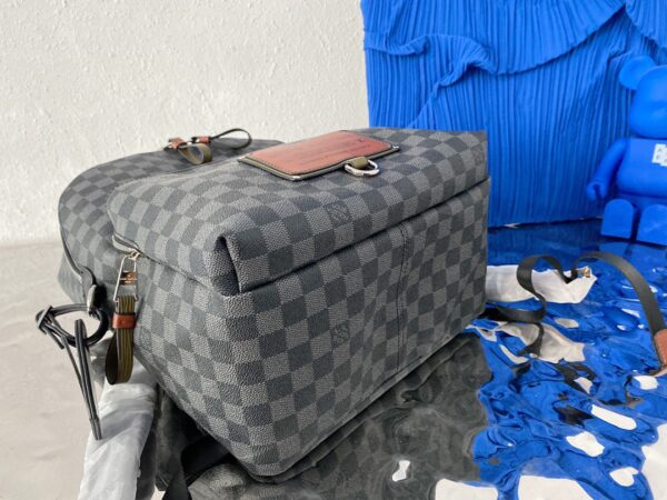 LC284 - Louis Vuitton Fashion Bag