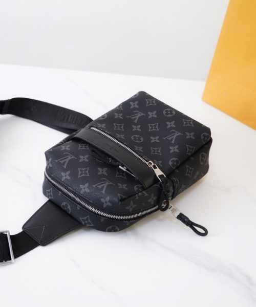 LC287 - Louis Vuitton Black Fashion Bag
