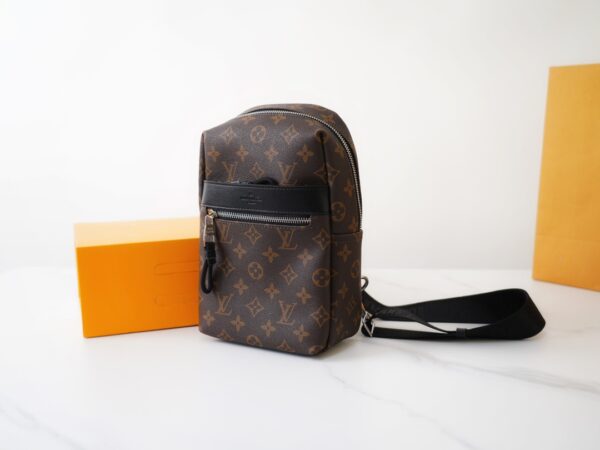 LC287 - Louis Vuitton Brown Fashion Bag