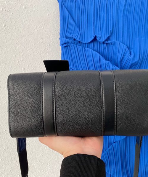 LC291 - Louis Vuitton Black Fashion Bag