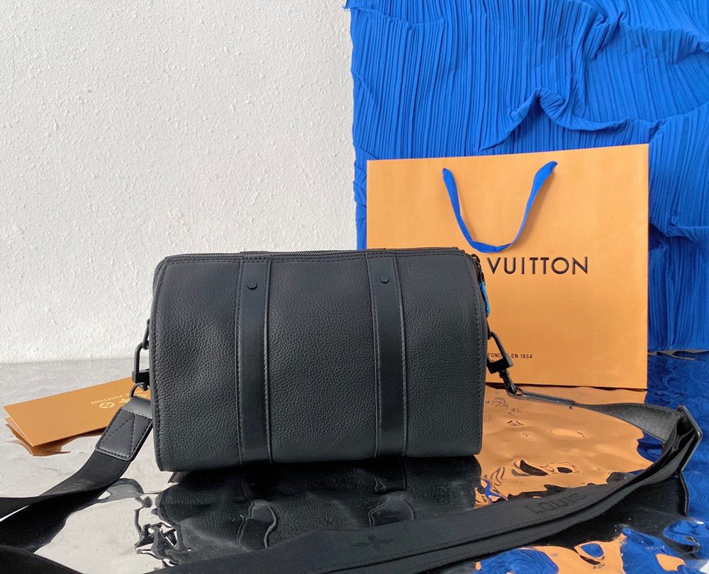 LC291 - Louis Vuitton Black Fashion Bag