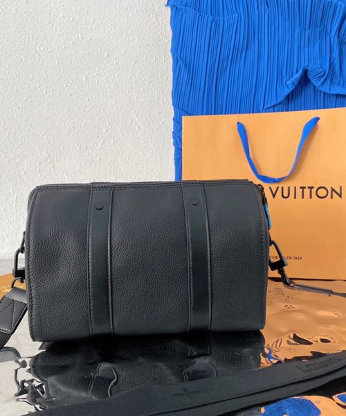 LC291 - Louis Vuitton Black Fashion Bag
