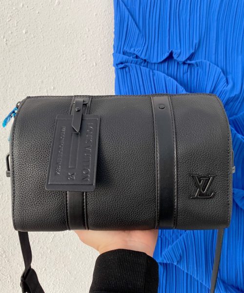 LC291 - Louis Vuitton Black Fashion Bag