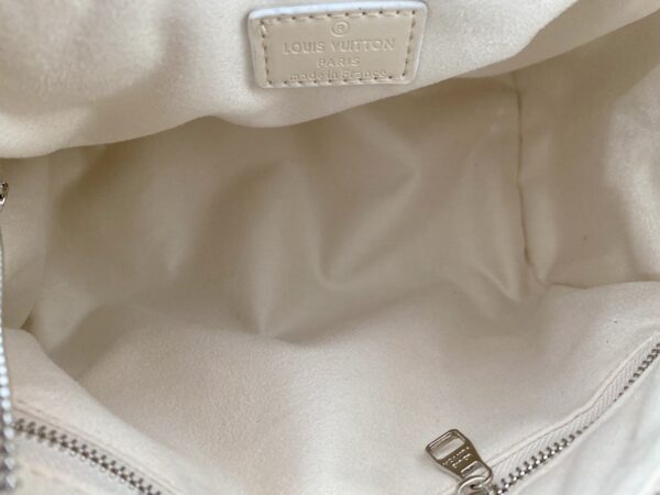 LC291 - Louis Vuitton White Fashion Bag