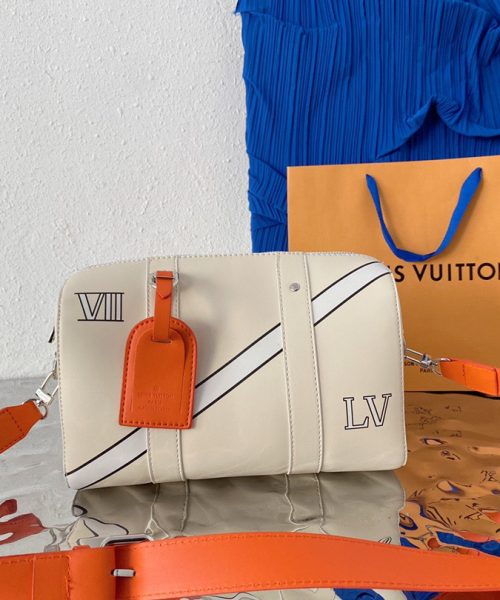 LC291 - Louis Vuitton White Fashion Bag