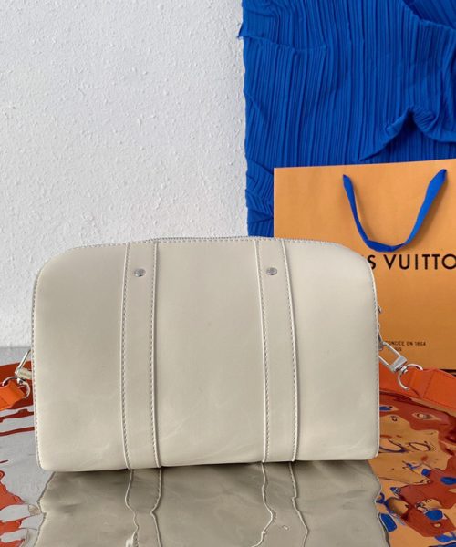 LC291 - Louis Vuitton White Fashion Bag
