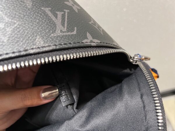 LC292 - Louis Vuitton Women's Fashion Bag