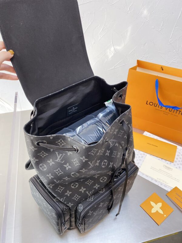 LC293 - Louis Vuitton Women's Fashion Bag