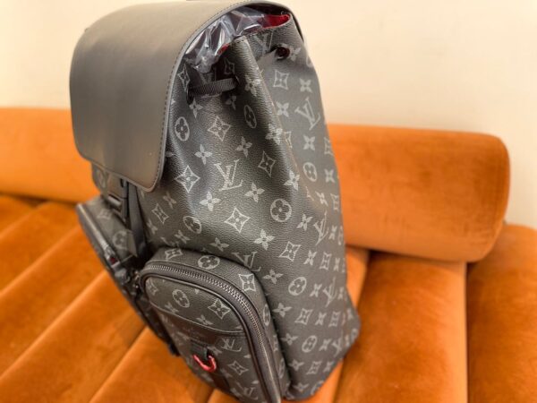 LC294 - Louis Vuitton Black Women's Fashion Bag