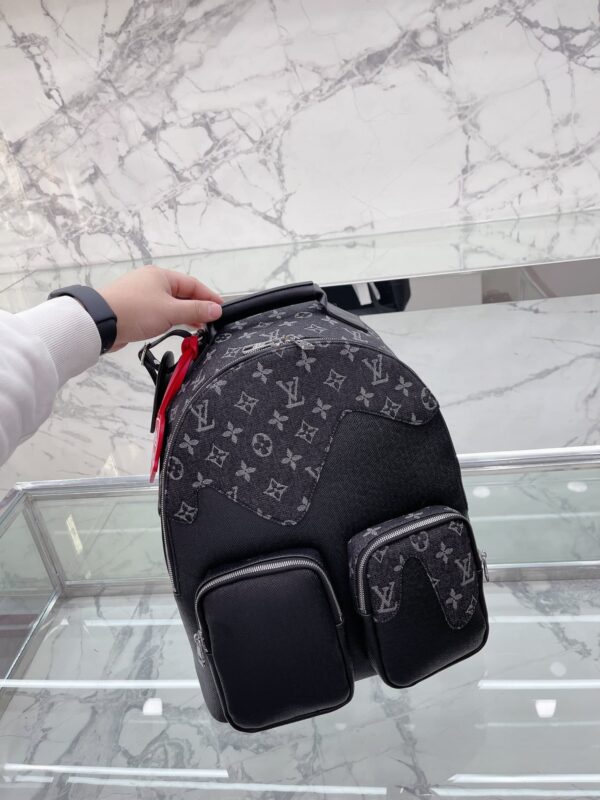 LC297 - Louis Vuitton Women's Fashion Bag