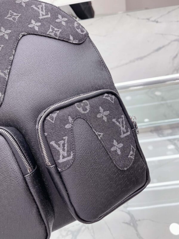 LC297 - Louis Vuitton Women's Fashion Bag