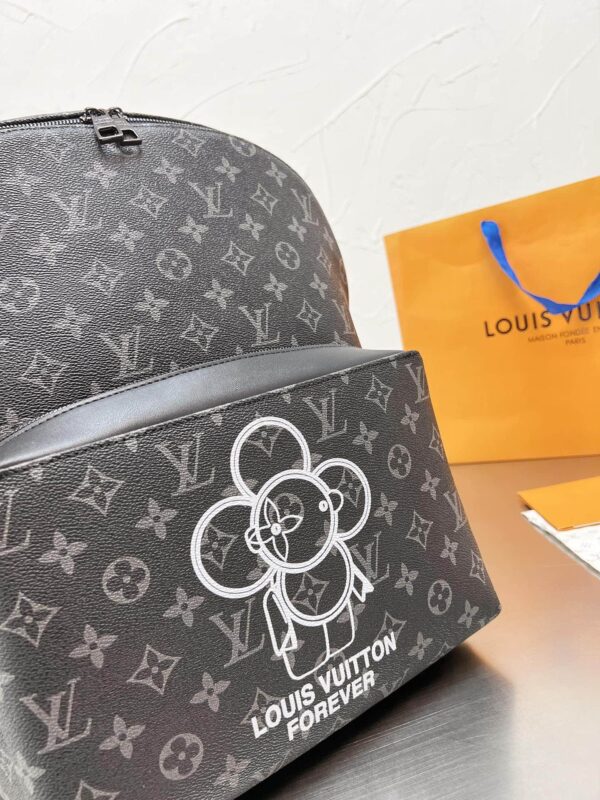 LC301 - Louis Vuitton Women's Fashion Bag