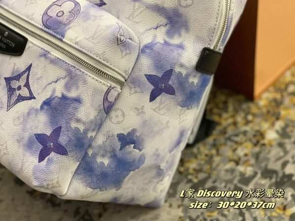 LC303 - Louis Vuitton Women's Fashion Bag
