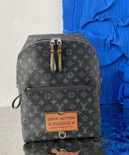 LC305 - Louis Vuitton Women's Fashion Bag
