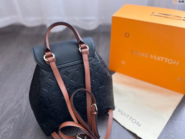LC307 - Louis Vuitton Women's Fashion Bag