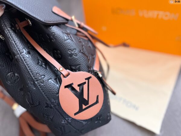 LC307 - Louis Vuitton Women's Fashion Bag