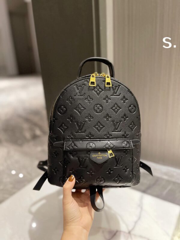 LC309 - Louis Vuitton Women's Fashion Bag